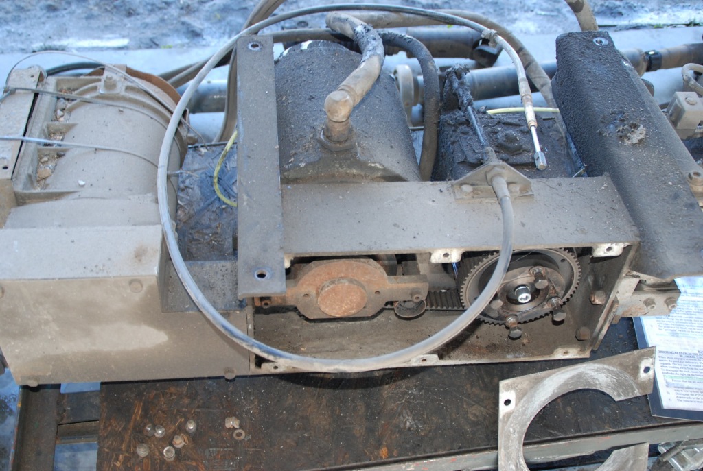 Генератор компрессор подвеска задний  wał iveco daily Оригинал