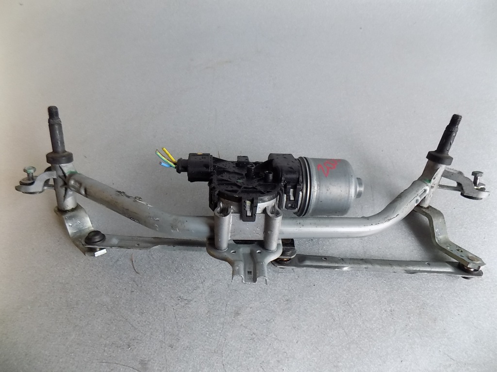 фото №1, Peugeot 2008 механизм дворник перед europa