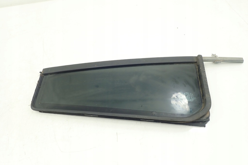 фото №4, Land rover discovery стекло правая задняя 2010