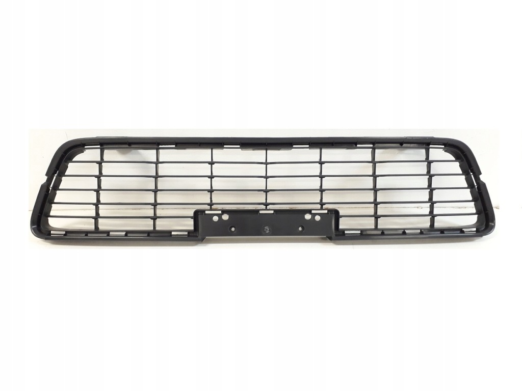 фото №1, Toyota hilux 2015-18r нижняя решётка бампера