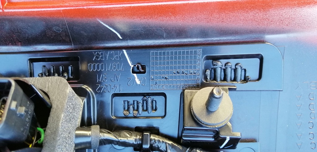 фото №8, Jeep compass ii 17- nowa накладка крышки pod камера