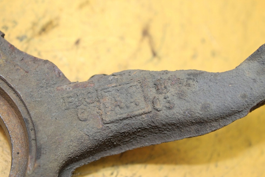 фото №8, Поворотний кулак колеса правий перед vw touran 1.6fsi