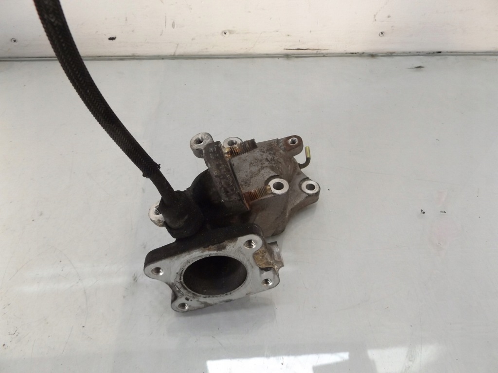 фото №2, Corolla e12 1,4 d4d труба egr