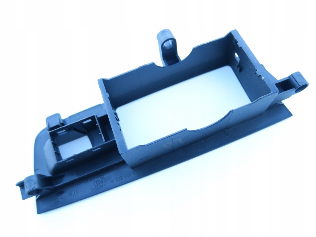 фото №4, Рамка обшивка правий задня audi q7 4l lift 14-