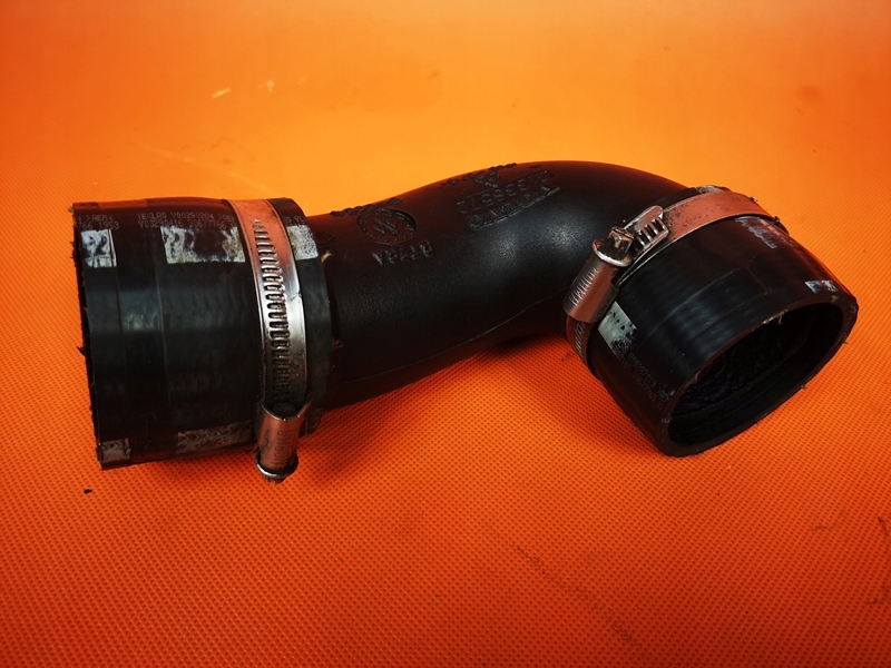 фото №8, Volvo v40 ii d3 труба шланг воздуха 31338572