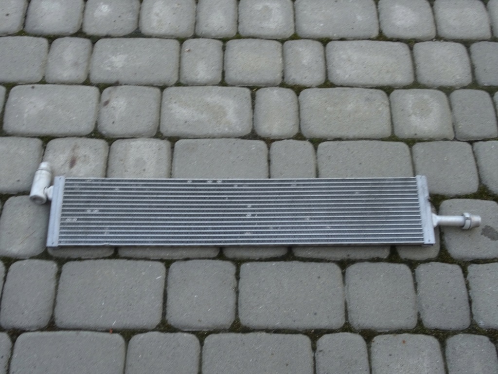 фото №1, Mercedes w213 e500 радиатор низкотемпературная