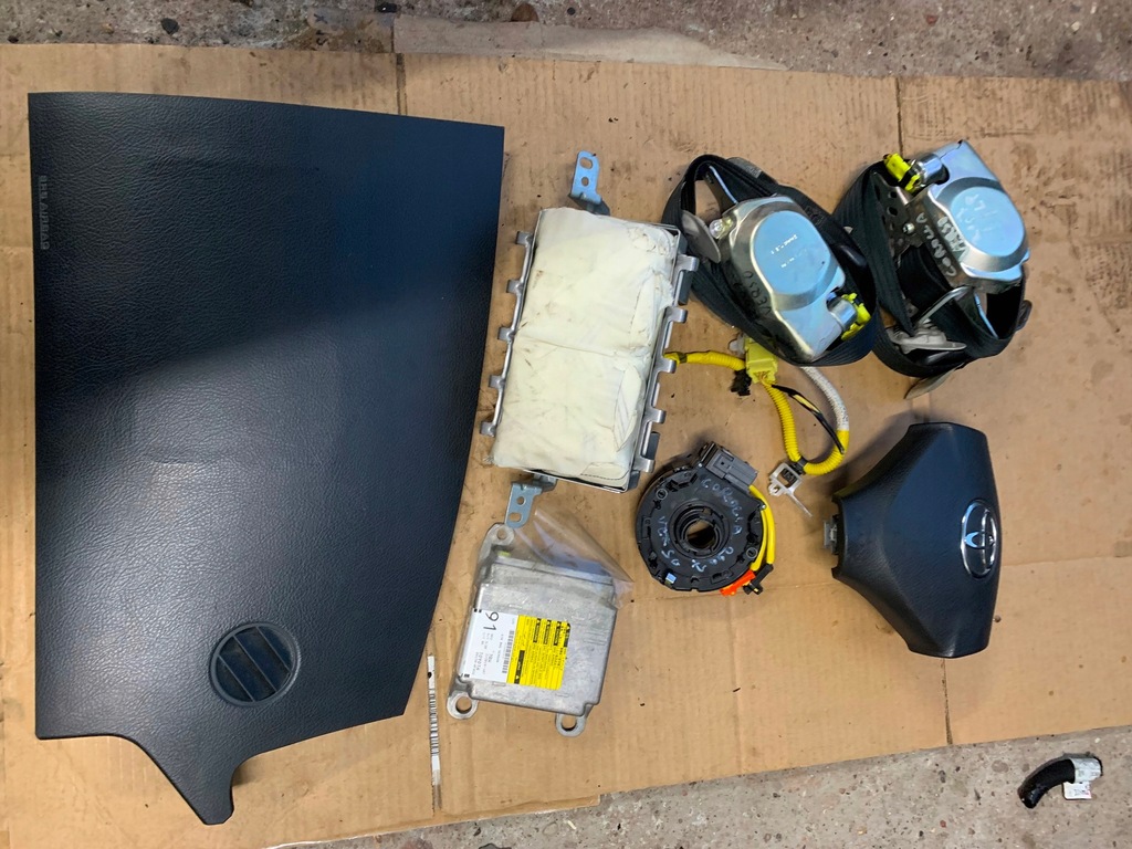 фото №1, Air bag подушки безопасности toyota corolla verso 2007 комплект