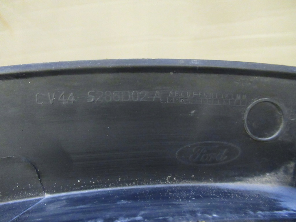 фото №3, Ford kuga mk2 молдинг na крила права задня