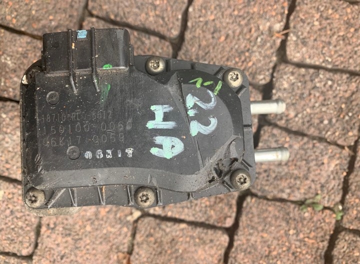 фото №1, Honda accord viii 2.2 i-ctdi дроссельная заслонка 08-15