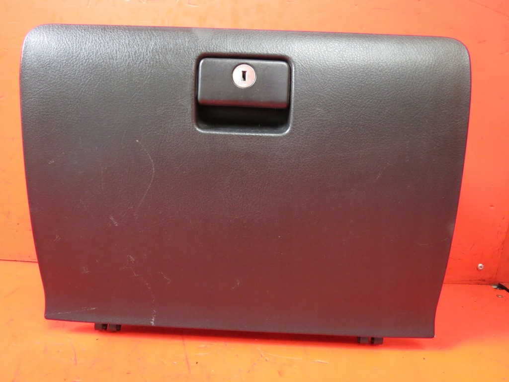 фото №1, Toyota corolla verso 04-09 бардачок пассажира