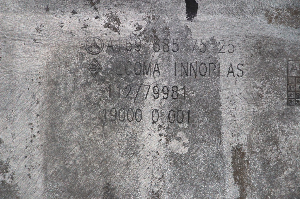 Mercedes w169 a-klasa бампер перед+ решітка 2008-12 Доставка