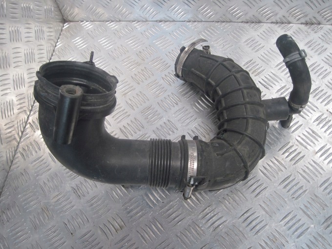 фото №1, Шланг всасывающий audi a8/s8