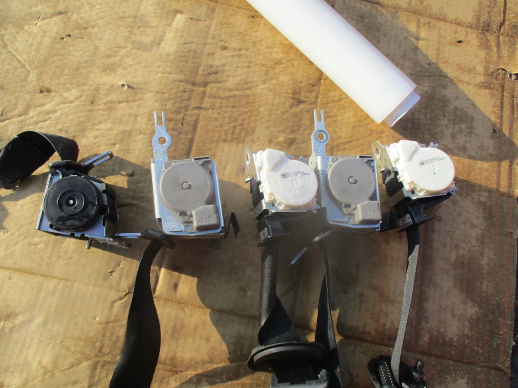 фото №1, Pas безопасности bmw перед l/r bmw 3 e91 e90