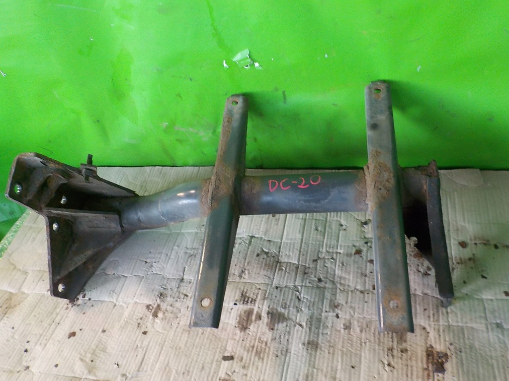 фото №4, Daf lf 45.180 2004 кронштейн крыла правый перед