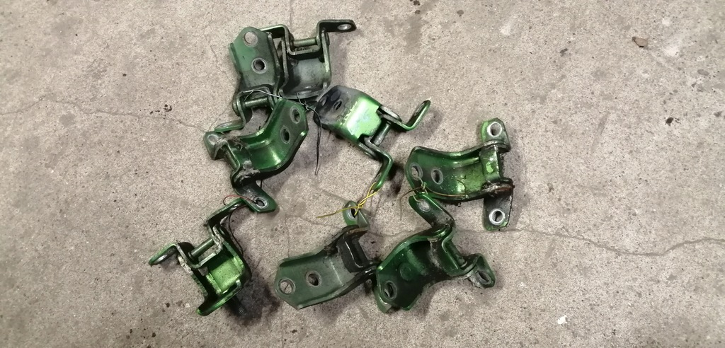 фото №1, Mazda 2 07-14 петля дверь lp lt pp pt