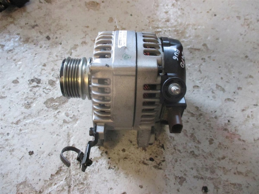 фото №1, Генератор hyundai kia 1.7 crdi 37300-2a700