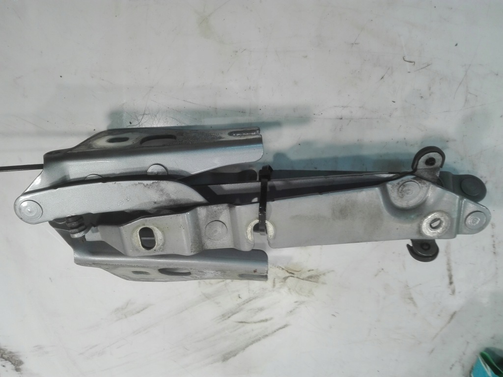 фото №2, Петли капот комплект audi a4 b7 ly7j