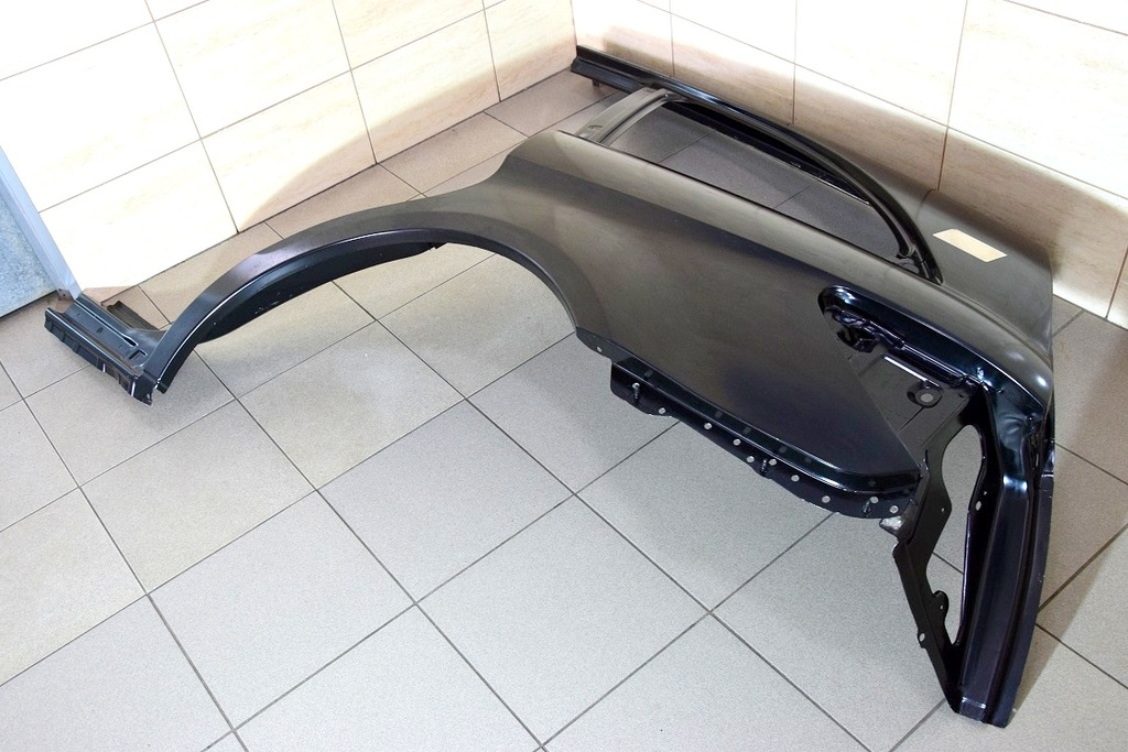 фото №10, Mercedes r klasa 251 r-klasa задний крыло задняя