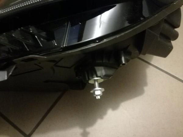 фото №4, Peugeot 208 led лампа передня перед 9833036380