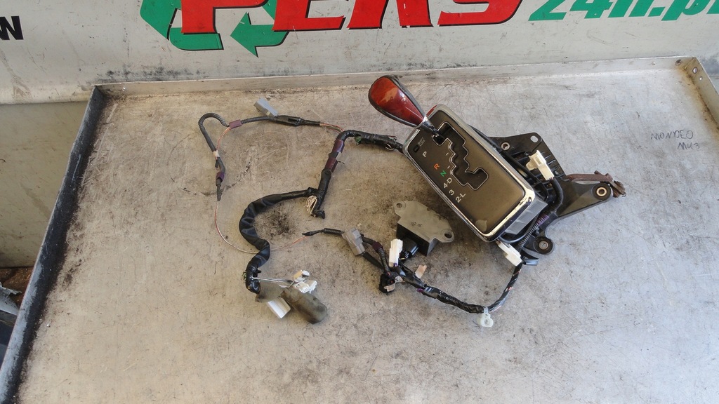 фото №1, Lexus ls ii 430 00-06 рычаг переключения передач