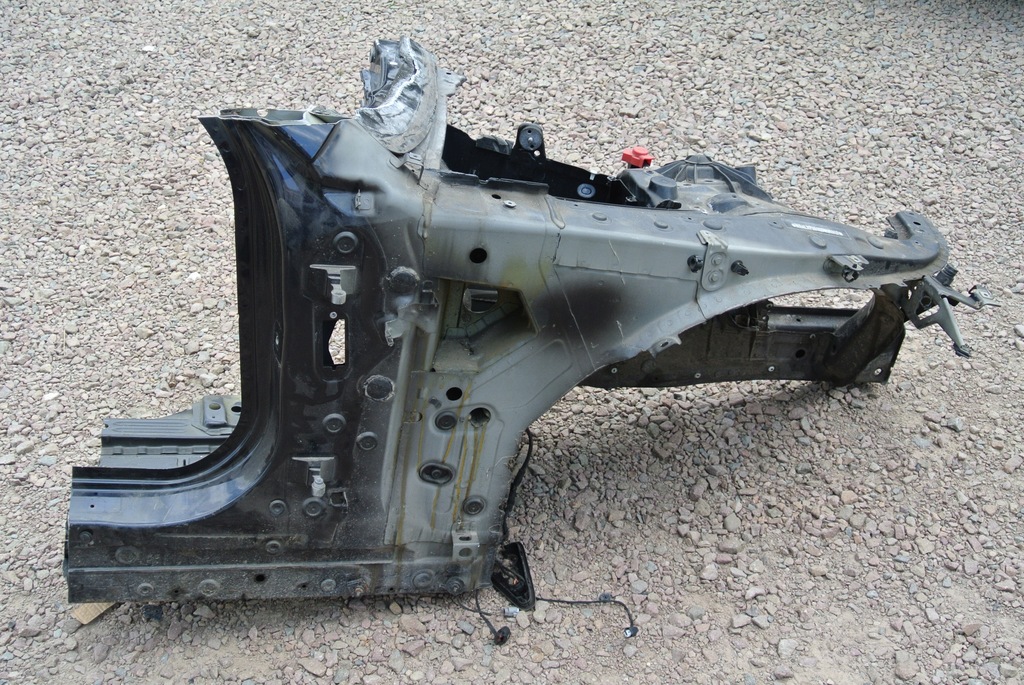 фото №1, Bmw f12 f13 чверть лонжерон права