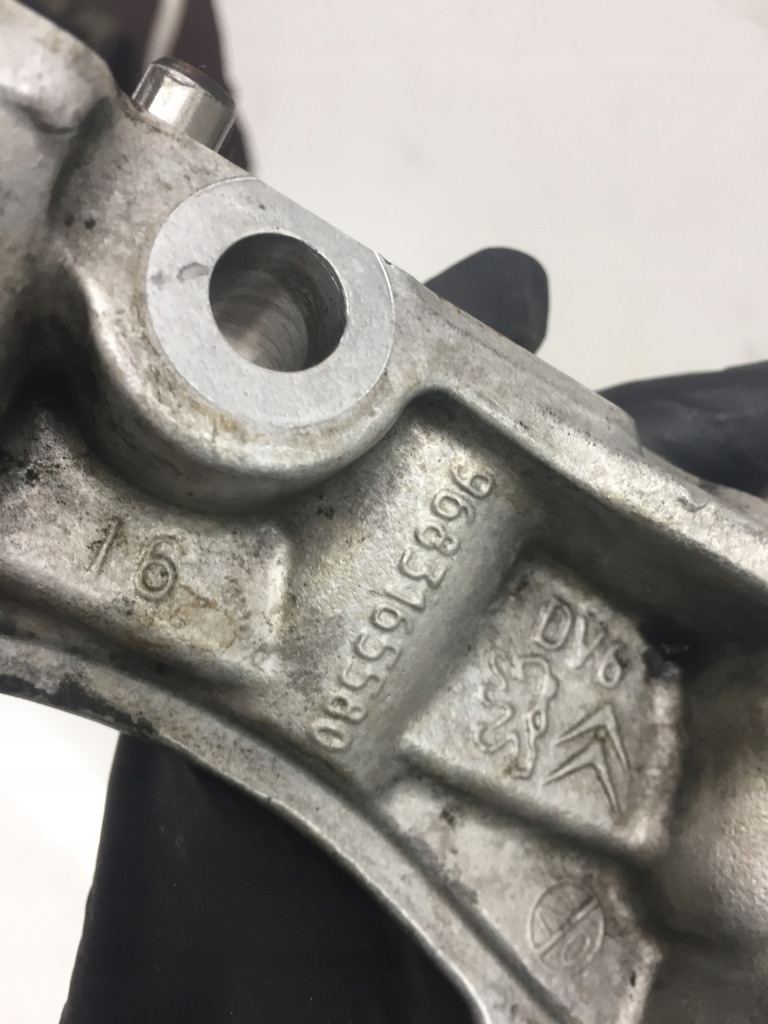 фото №3, Peugeot 2008 208 1.6 hdi кронштейн кронштейн двигателя