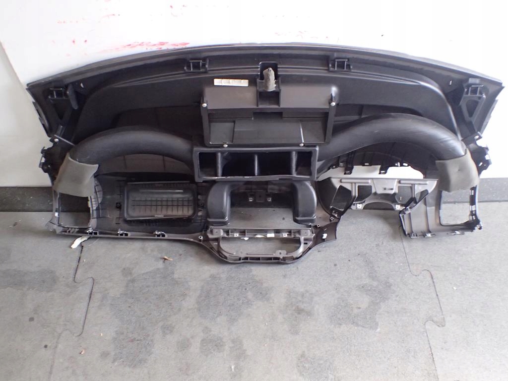 фото №5, Панель приладів консоль панель приладів hyundai i20 08-14