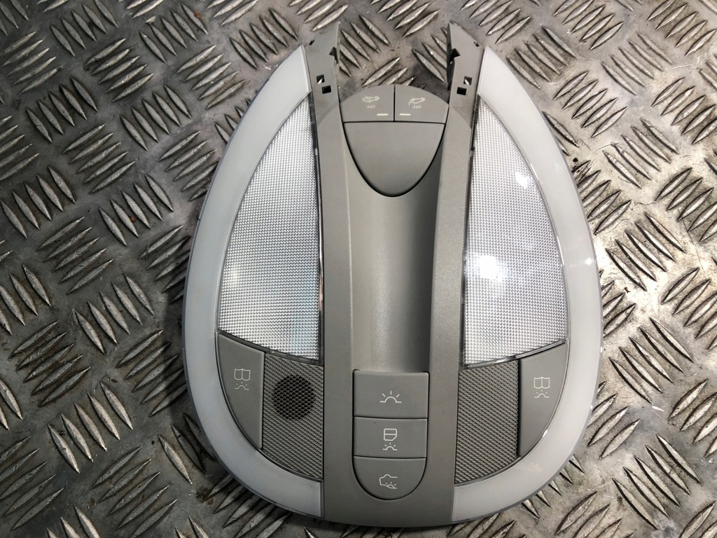 фото №1, Mercedes w219 cls освещение кабины лампа потолка