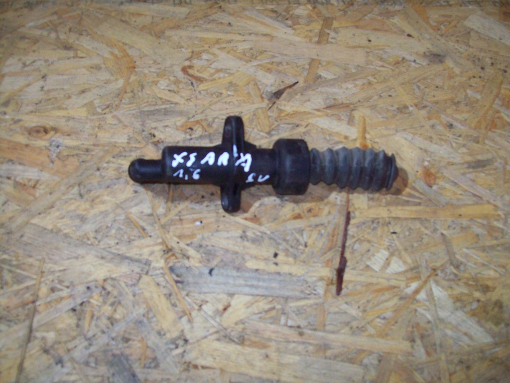 фото №1, Citroen xsara picasso 1.6 8v помпа сцепления