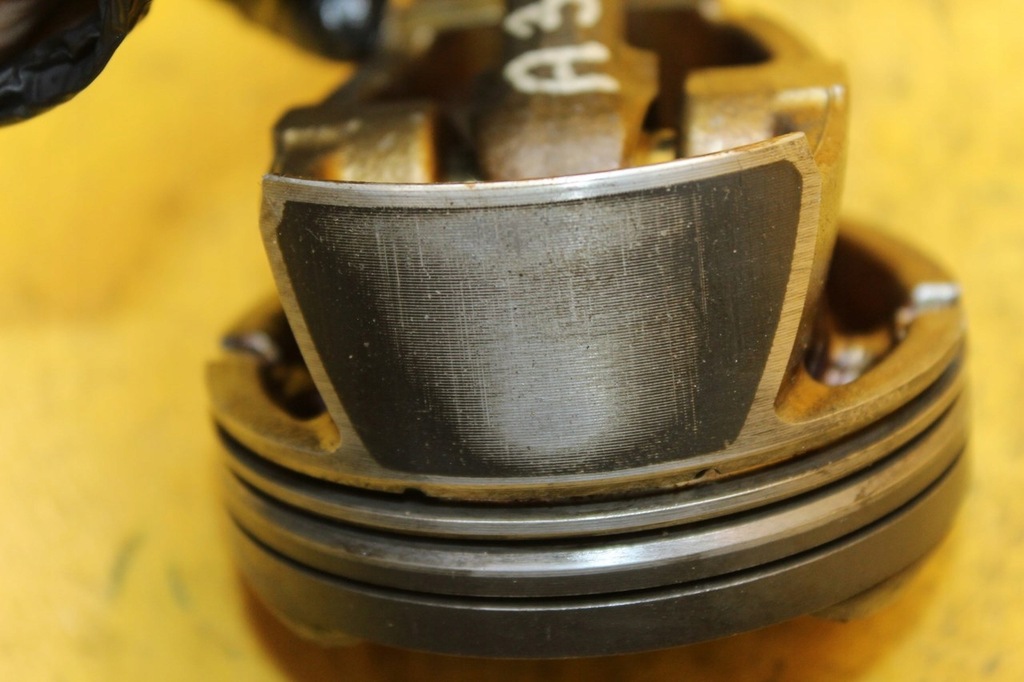 фото №4, Поршень поршні шатун шату́н a3 8p 2.0 fsi axw