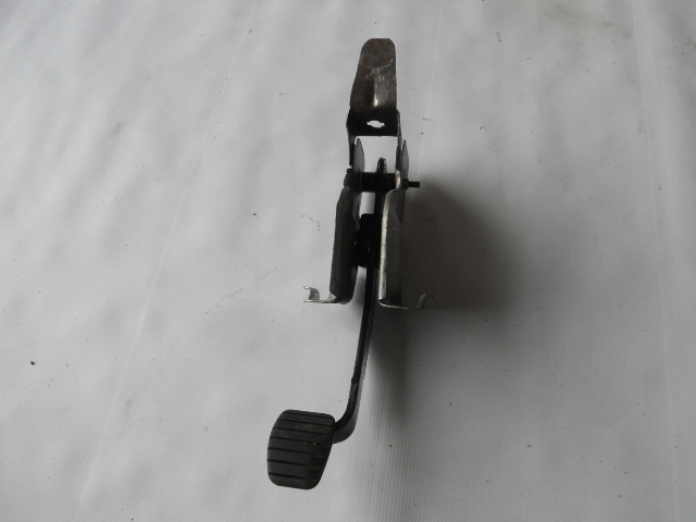 фото №1, Dacia duster 13- педаль тормоза тормоз eur lift