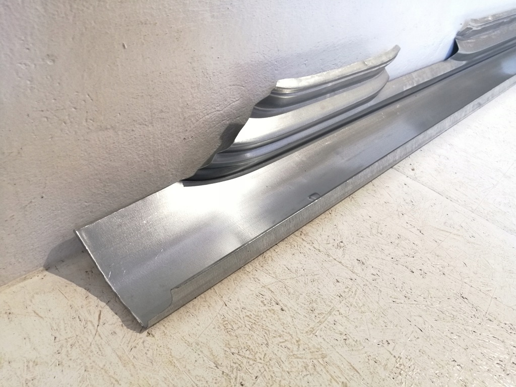 фото №16, Порог пороги правый+ левый kpl vw golf v hb 5 дверь оцинковка