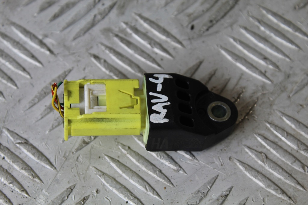 фото №1, Датчик удару toyota оригінальний номер 89831-12030