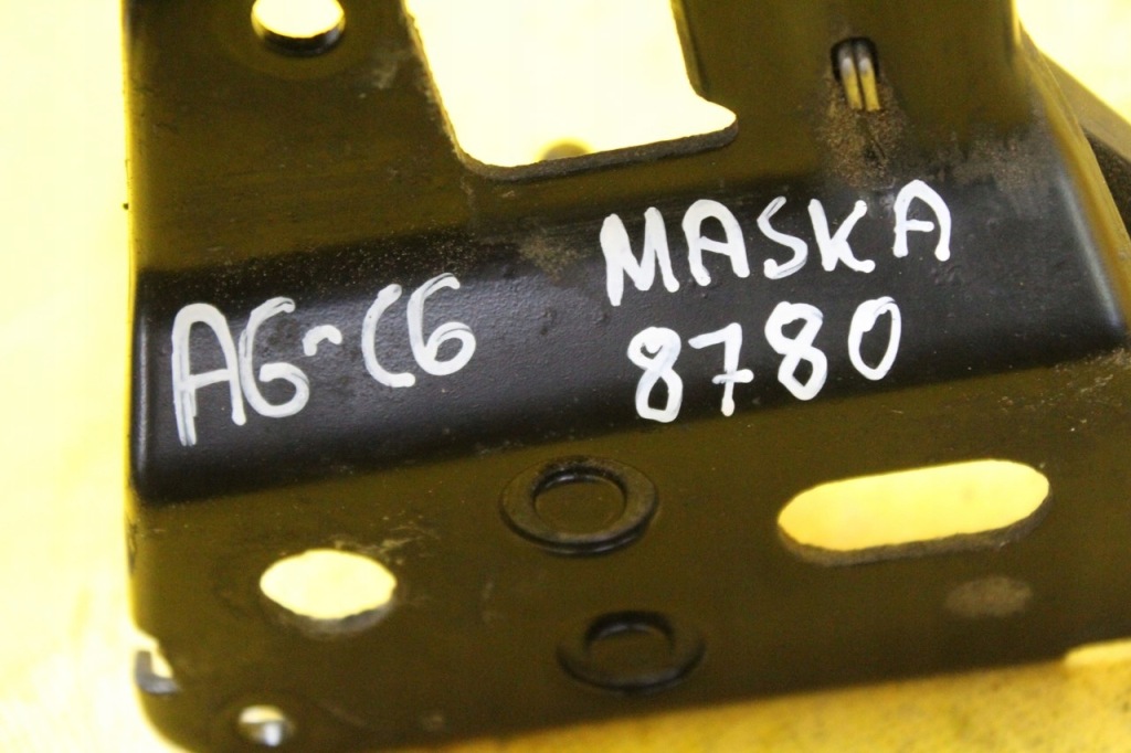 Засов замок капот audi a6 c5 2.4 b 4f0823480b в Украине