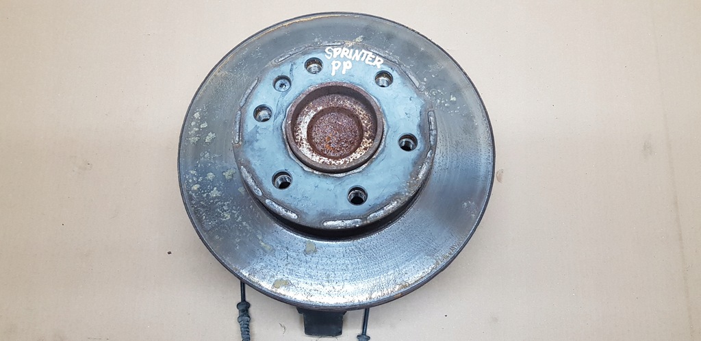 фото №1, Sprinter 906 2.2 поворотний кулак перед права a9069810406