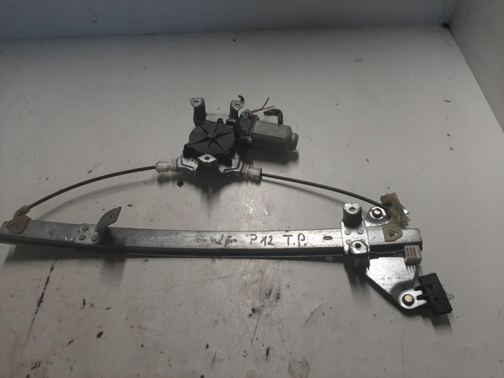 фото №1, Підйомник скло nissan primera p12 правий задня 2pin
