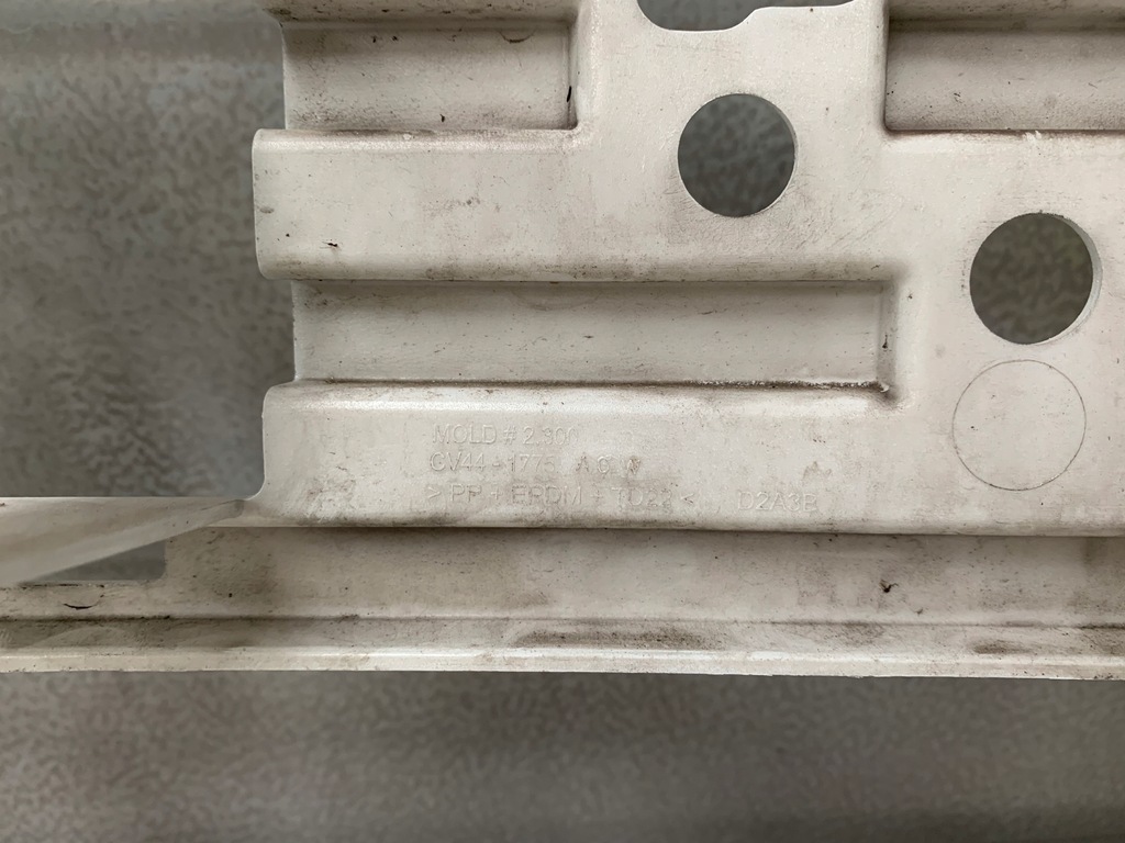 фото №7, Ford kuga mk2 12-16 titanium бампер передній