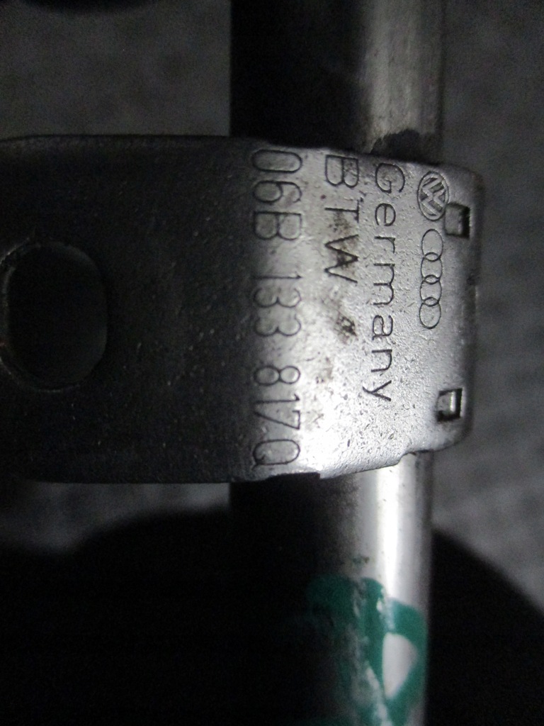 фото №7, Трубка audi a4 b6 2.0 b alt 06b133817q