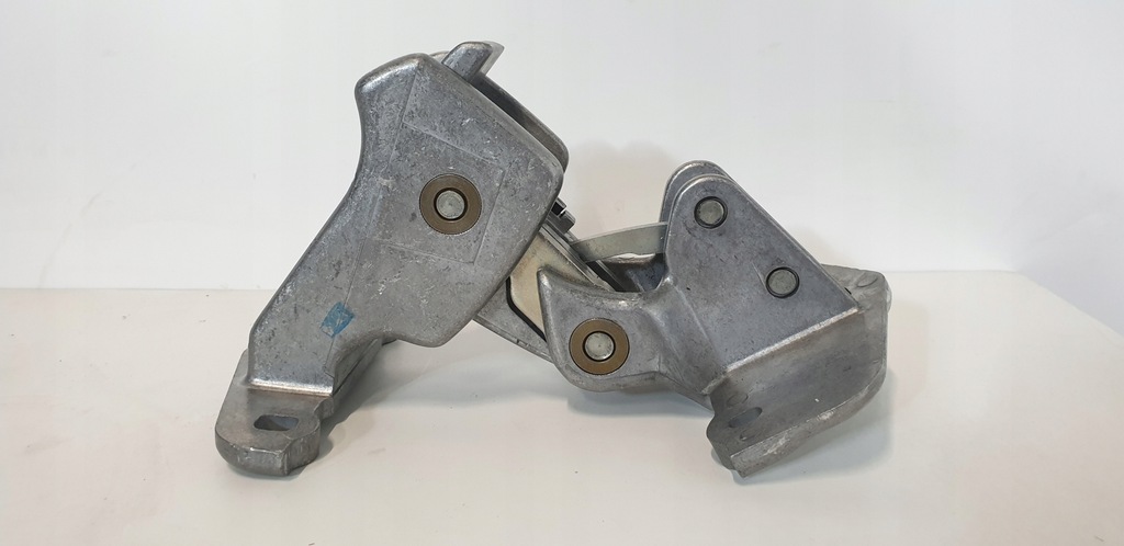 фото №3, Петля двері задня r trafic ii верхній правий