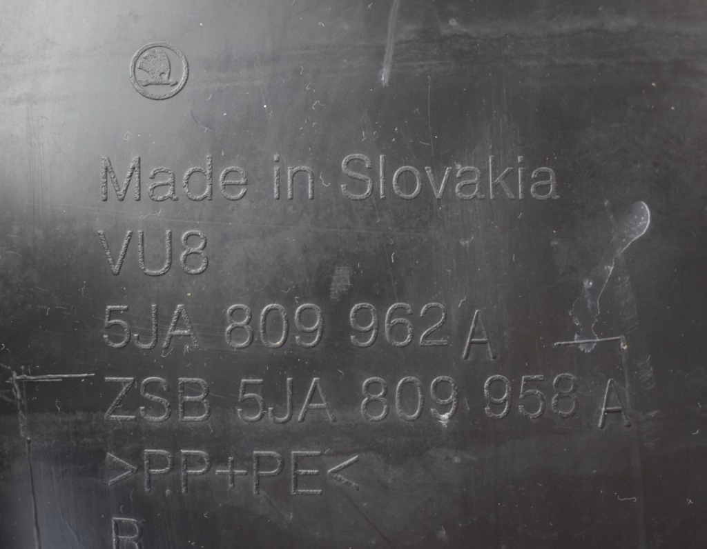 фото №3, Skoda rapid 5ja підкрилок праве перед передні całe