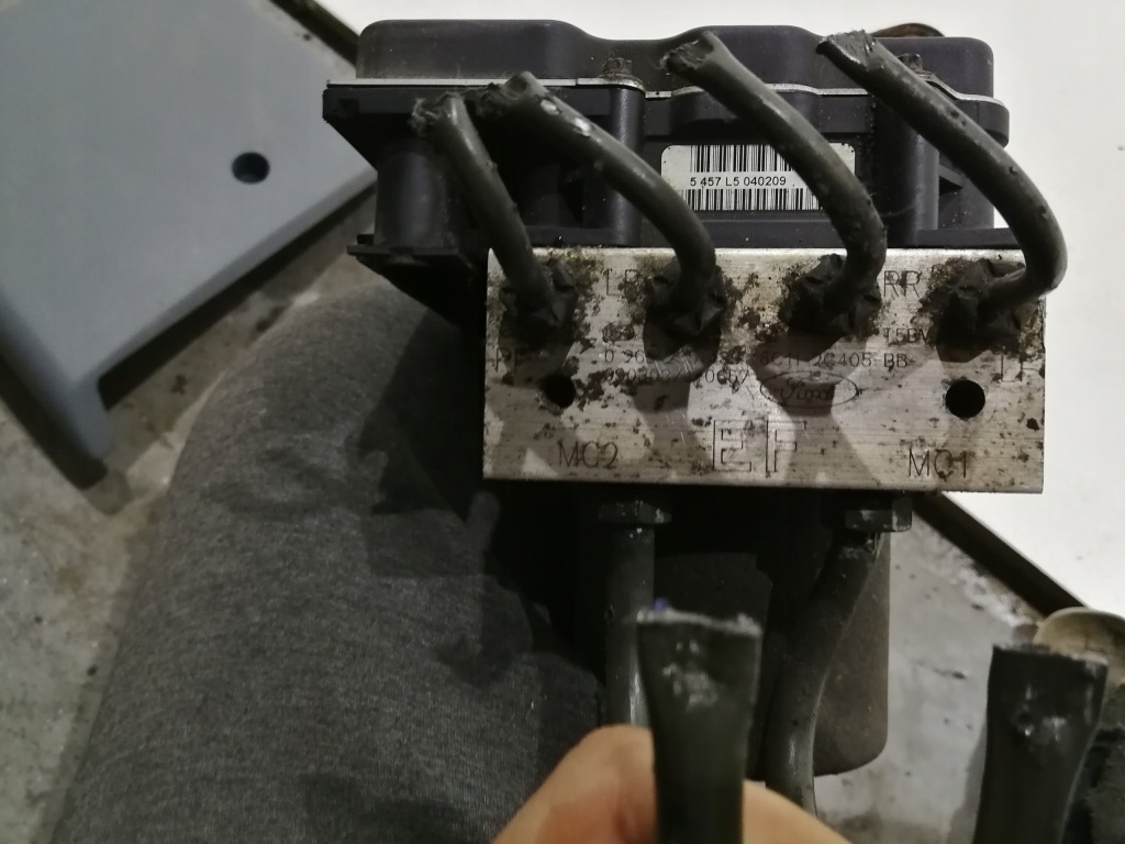 фото №1, Ford transit насос abs 8c11 2c405 bb