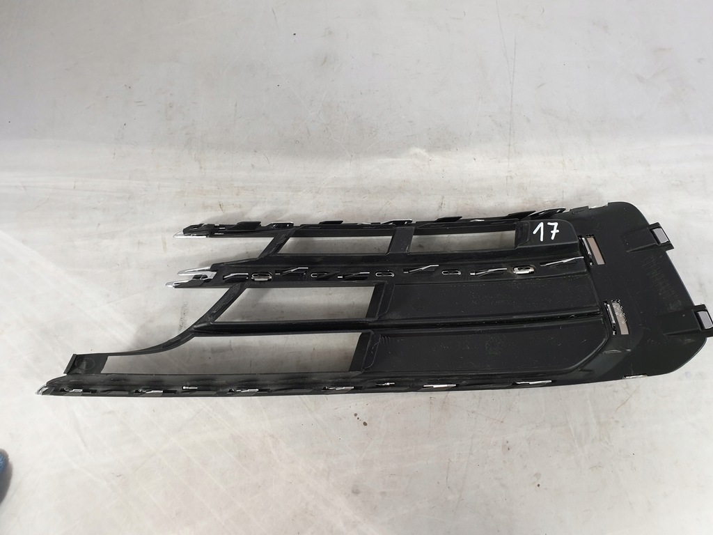 фото №9, Решітка бампера права audi a8 d5 4n0807680