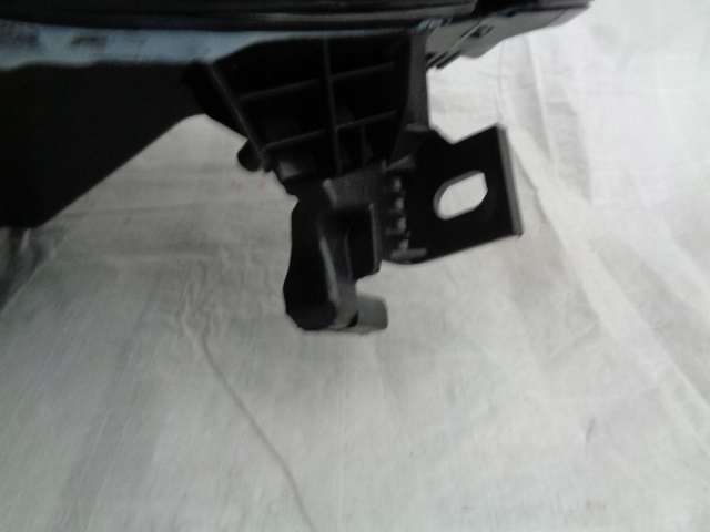 фото №3, Renault оригинальный номер 260100033r лампа передняя