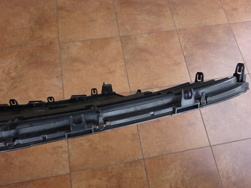 фото №12, Lexus ct200h lift 2014-2017 14-17 решітка середня