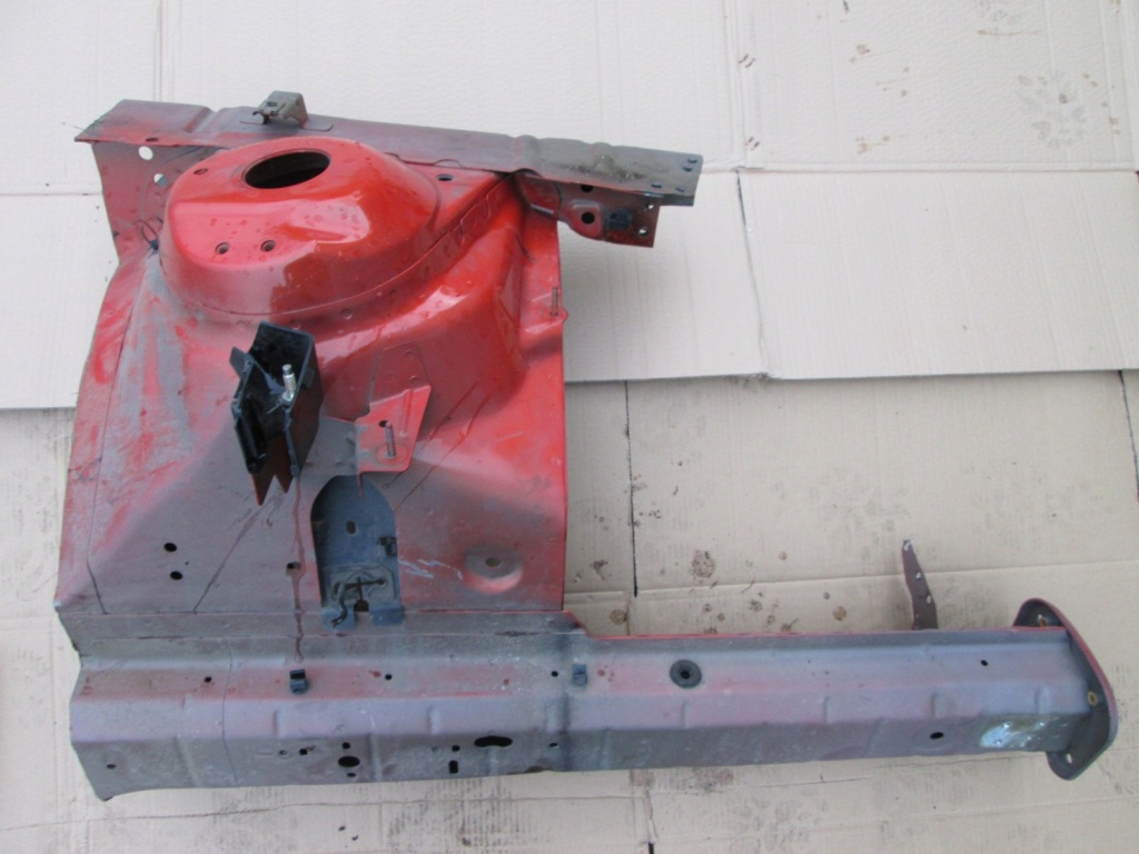 Купить Chevrolet camaro 2013 четверть левая перед передняя лонжерон