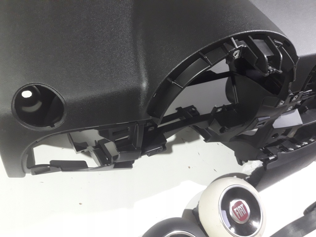 фото №5, Fiat 500 lift панель приладів консоль подушка безпеки подушка ремені