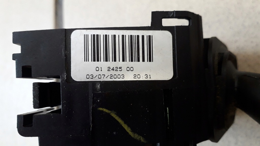 фото №14, Mazda 2 ii 02-07 перемикач двірник 01242500