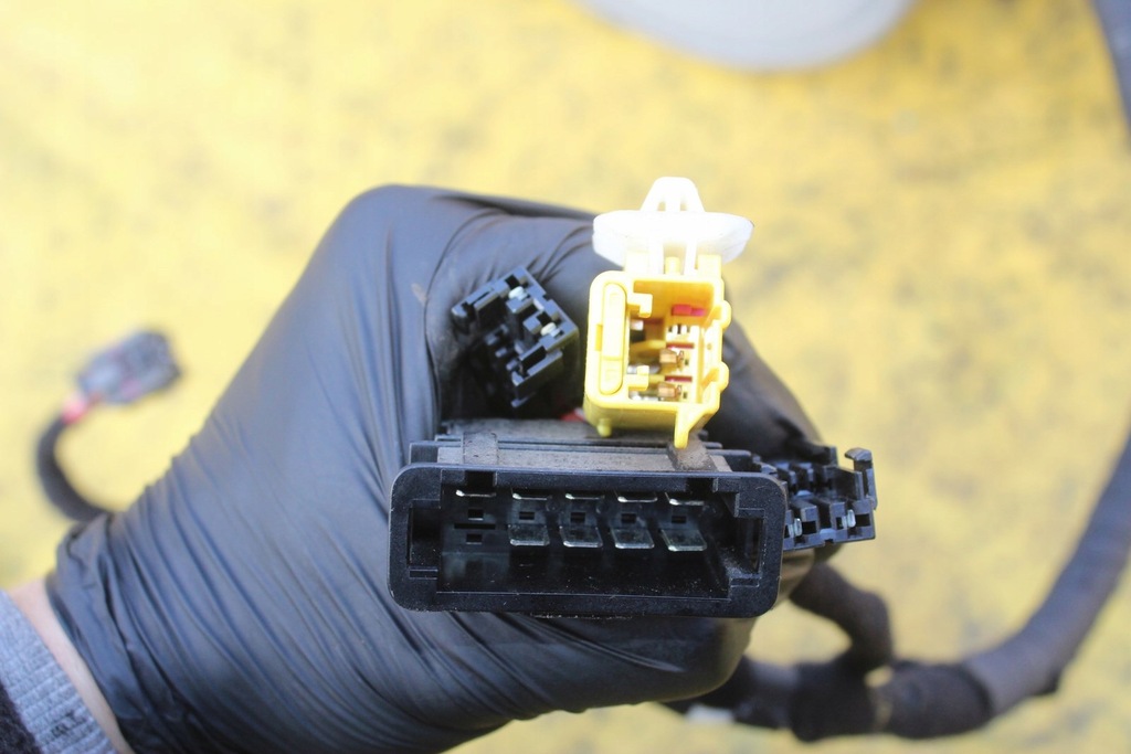 фото №10, Спинка сидіння правий перед підігрів vw phaeton шкіра