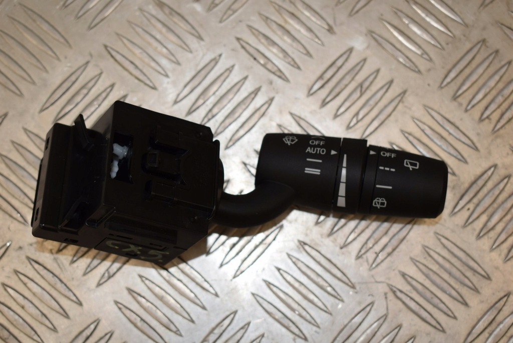 фото №1, Рычаг дворник mazda cx5 cx-5 2016