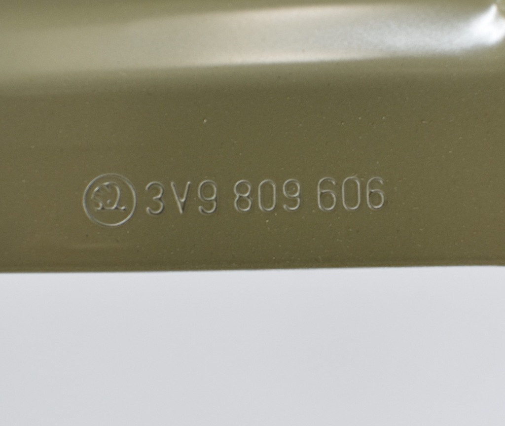 фото №5, Superb iii 3v правое обшивка блок двигателя порог рамка org